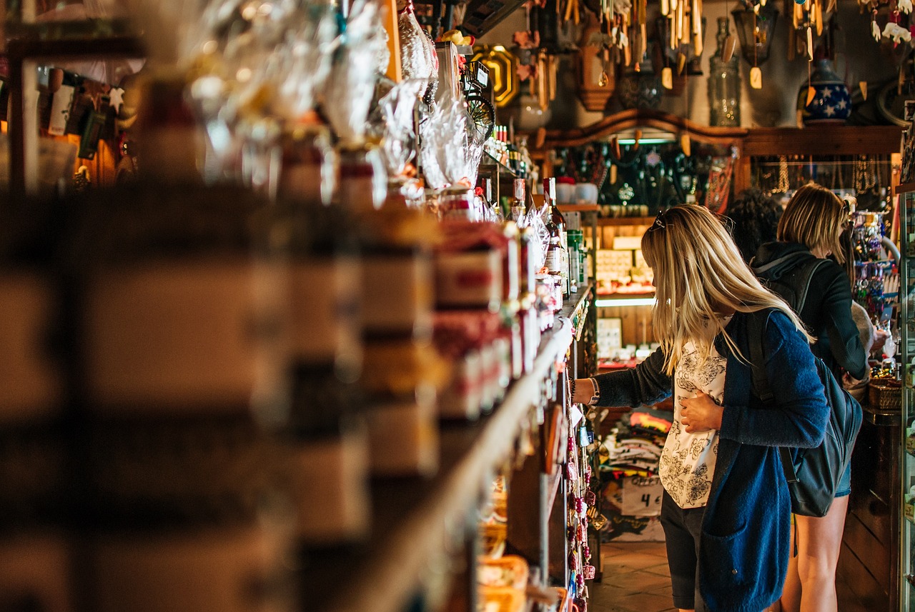 girl, shop, souvenirs, woman, shelf, work, shopping, spain, searching, atmosphere, shop, shop, shopping, shopping, shopping, shopping, shopping
